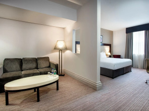 Leonardo Hotel Cardiff