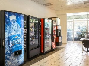 Motel 6 Cutler Bay, FL