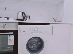 109 LIM 3 - Stay Terra Cota Studio