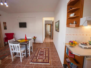 Papermoon Hotel & Apartments