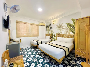 Отель Spring House