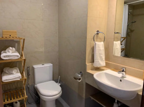 Fairways Villa at Al Hamra Village