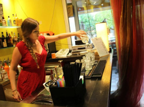 Jammin' Hostel & Bar