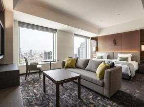 Отель The Royal Park Hotel Iconic Osaka Midosuji