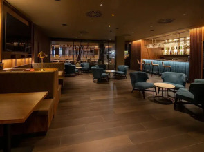 Отель Barcelona Airport