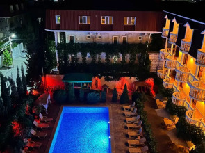 Вилла Феллини