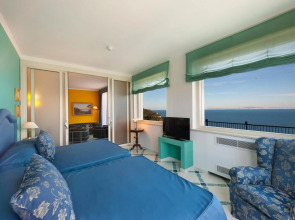 Отель Continental