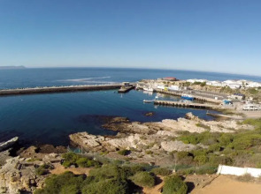 Whale Rock Luxury Lodge