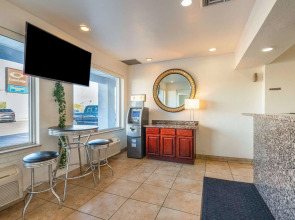 Econo Lodge Phoenix North I-17