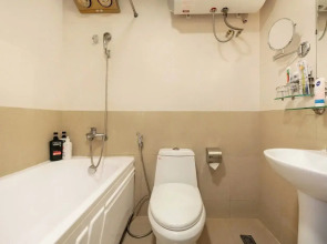 A25 Hotel - 46 Chau Long