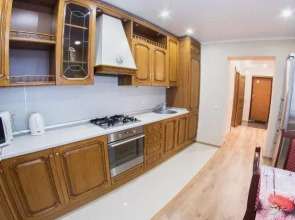 Огни Саратова на ул. Московская, 134/146