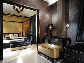 Carnival Palace Hotel