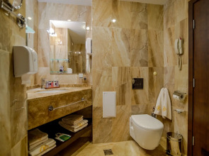 INTERNATIONAL Hotel Casino & Tower Suites