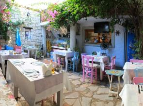 Alacati Asmalı Konak Otel