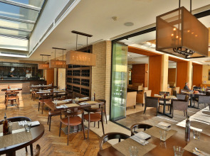 ALQasr Metropole Hotel