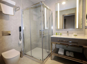 DoubleTree by Hilton Hotel Izmir Airport