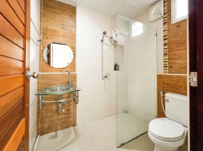 Tachang Airport Hotel