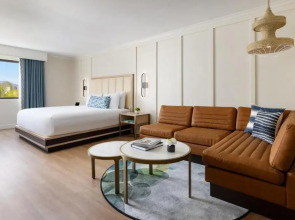 The Anza - A Calabasas Hotel