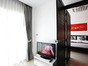 One World One Home Naiharn Hotel