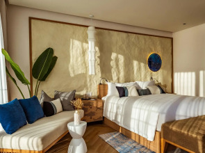 Wyndham Hoi An Royal Beachfront Resort & Villas