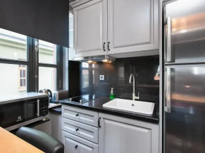 3 Bedrooms Apartment w Sea View and Terrace