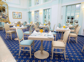 AX The Victoria Hotel