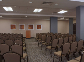 Hyatt Place Waikiki Beach