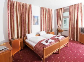 City 54 Hotel and Hostel