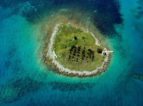 Pool Apartment Bakija 2