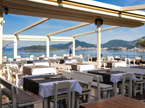 Hotel Adrovic Sveti Stefan