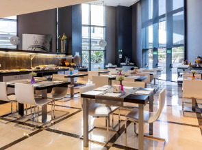 Hotel Ilunion Aqua 4