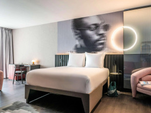 Tribe Amsterdam City