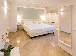 Hellenia Yachting Hotel