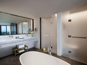 Sanya Marriott Yalong Bay Resort & Spa