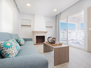 Azuline Hotel Palmanova Garden