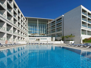 Crowne Plaza Caparica Lisbon by IHG