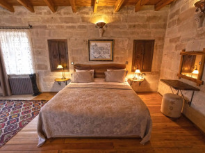Sultan Cave Suites