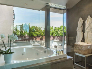 Anantara Palazzo Naiadi Rome Hotel