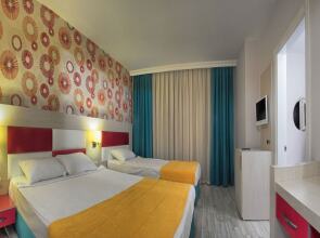 Side Win Hotel & Spa