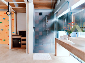 Island Escape Burasari