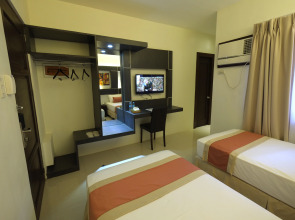 Southpole Central Hotel