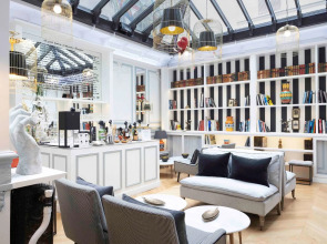 Hôtel Bradford Elysées – Astotel