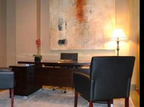 Executive Hotel Pacific