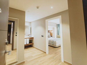 Отель Alanda Marbella Hotel