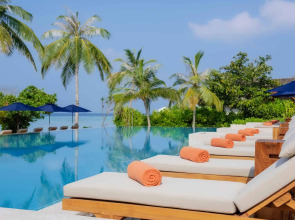 Emerald Faarufushi Resort & Spa