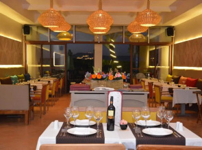 Borjs Hotel Suites & Spa