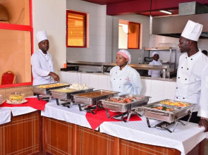 Seasons Airport Hotel