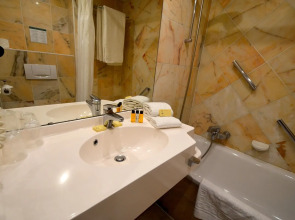 Bedford Hotel & Congress Centre