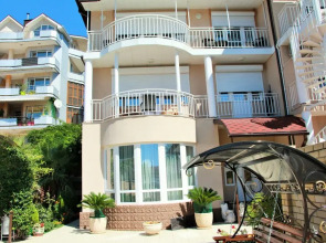 Na Byithe Guest House