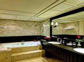 Radisson Hotel Chateau de Bangkok